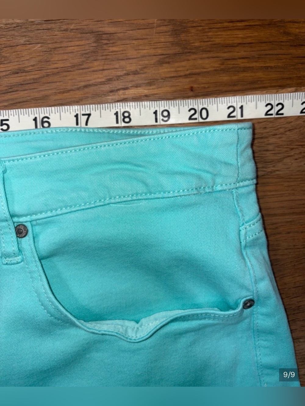 CHICOS So Slimming Girlfriend Jean Shorts. Size 4 (20) - Picture 6 of 9
